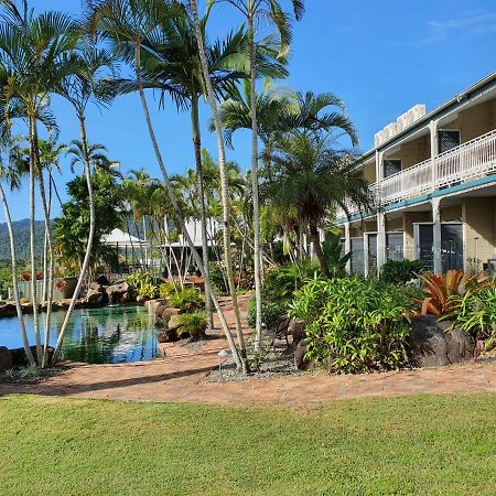 Colonial Palms Motor Inn Airlie Beach Exterior photo