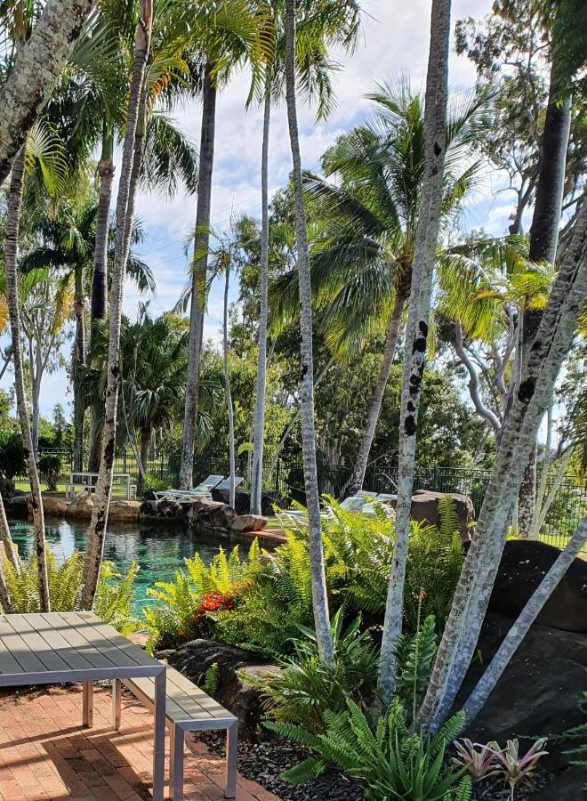 Colonial Palms Motor Inn Airlie Beach Exterior photo