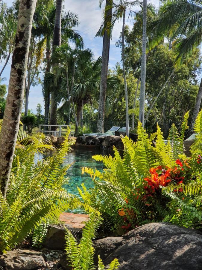 Colonial Palms Motor Inn Airlie Beach Exterior photo