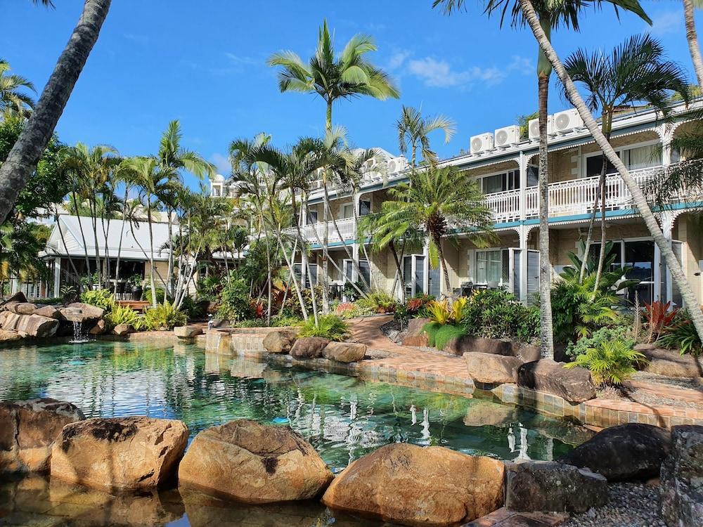 Colonial Palms Motor Inn Airlie Beach Exterior photo